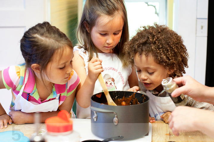 BACK TO SCHOOL: 8 easy ways to bring the fun back to meal time and get your kids munching!